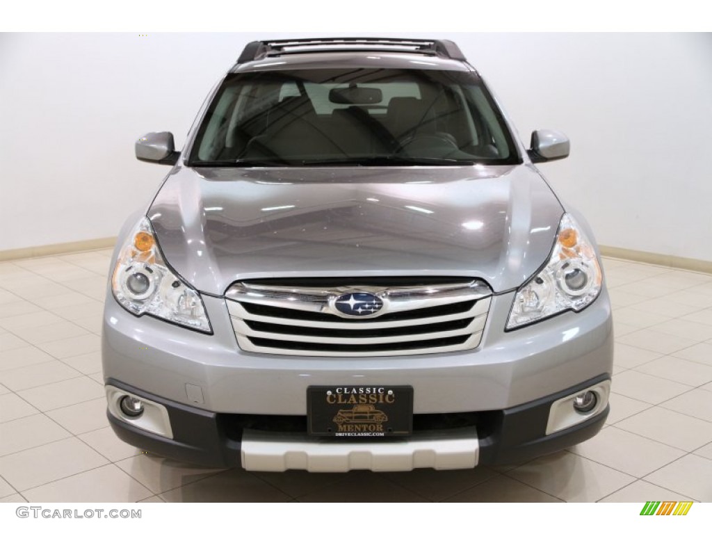 2011 Outback 2.5i Limited Wagon - Steel Silver Metallic / Off Black photo #2
