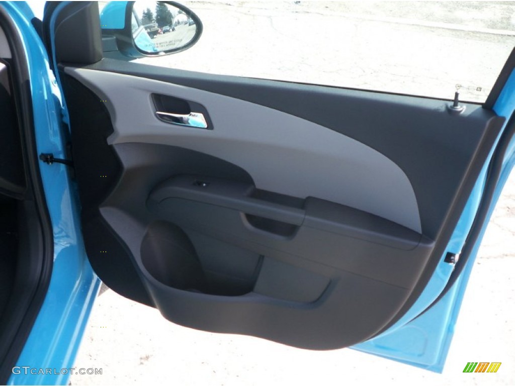 2014 Chevrolet Sonic LT Hatchback Jet Black/Dark Titanium Door Panel Photo #91820344