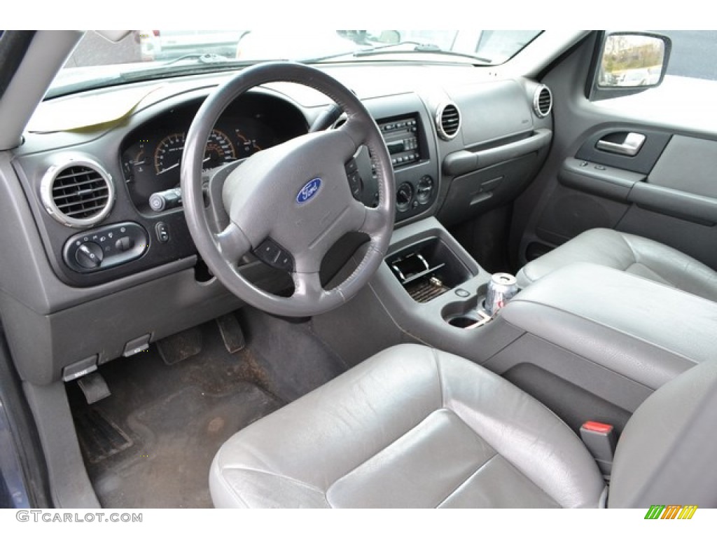 2003 Expedition XLT 4x4 - True Blue Metallic / Flint Grey photo #5