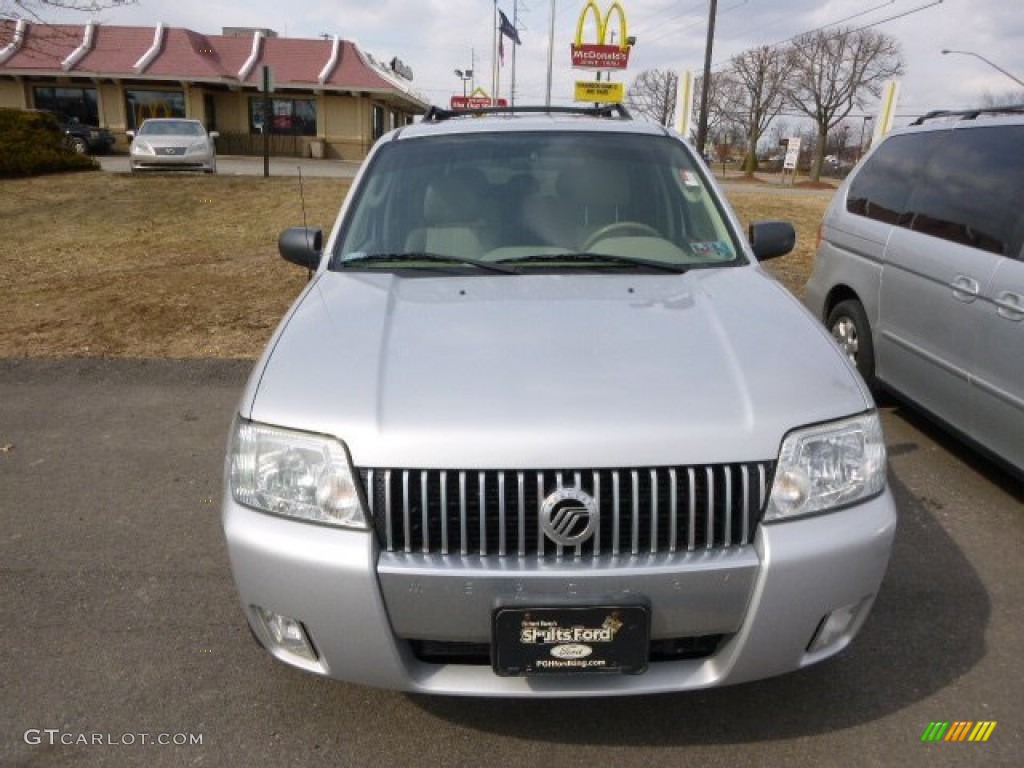 2007 Mariner Luxury 4WD - Oxford White / Pebble photo #2