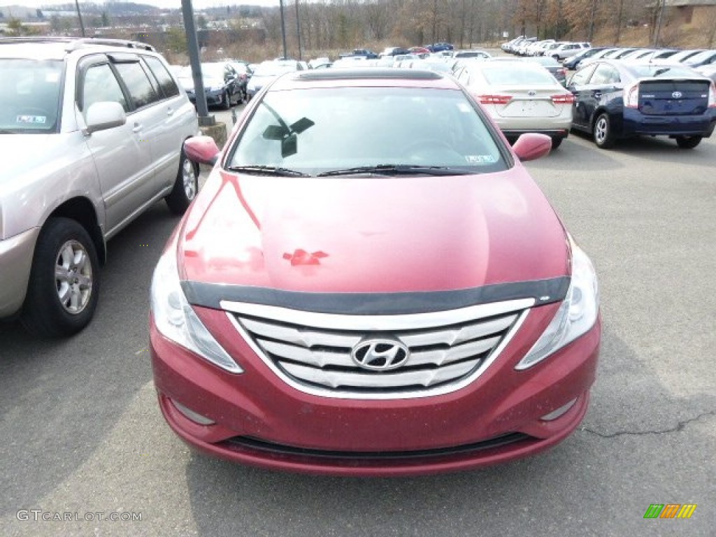 2011 Sonata SE - Venetian Red / Black photo #2