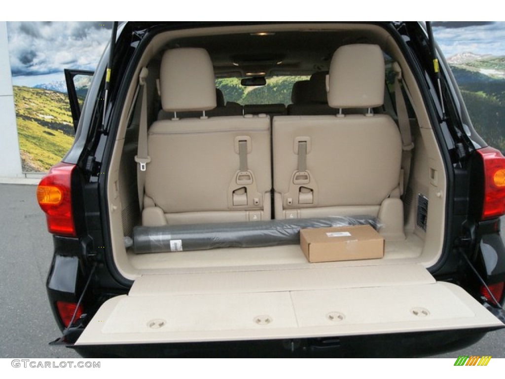 2014 Toyota Land Cruiser Standard Land Cruiser Model Trunk Photo #91827824