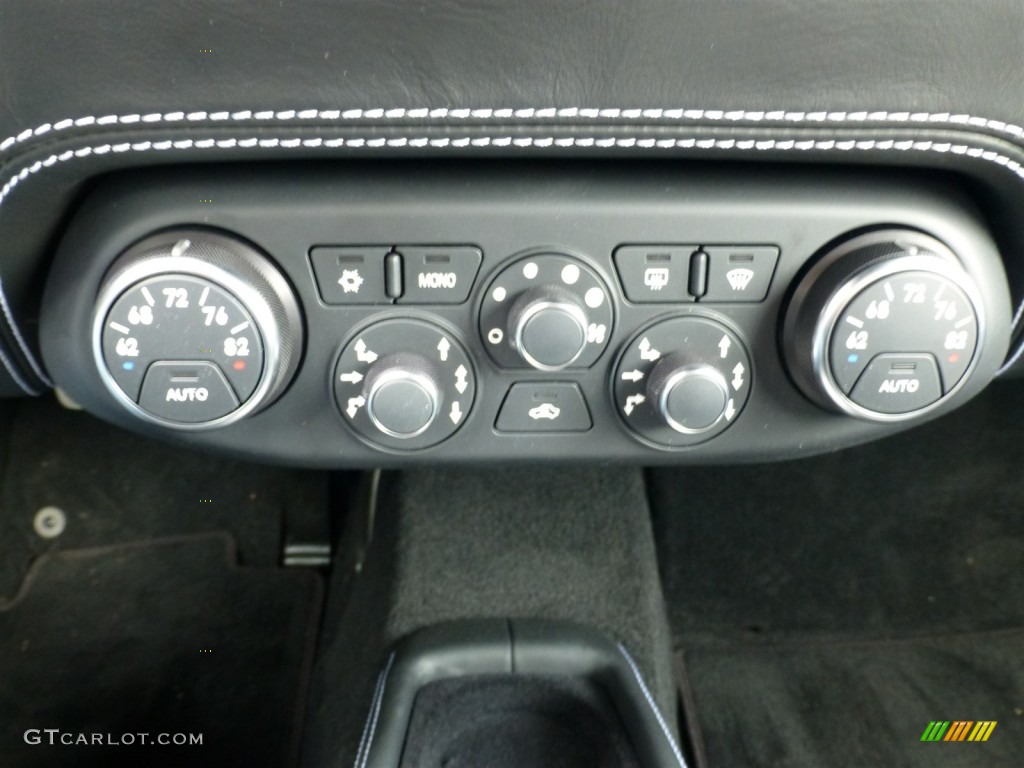 2013 Ferrari 458 Spider Controls Photo #91832120