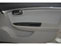 Silver Pearl - Aura XE 3.5 Photo No. 27