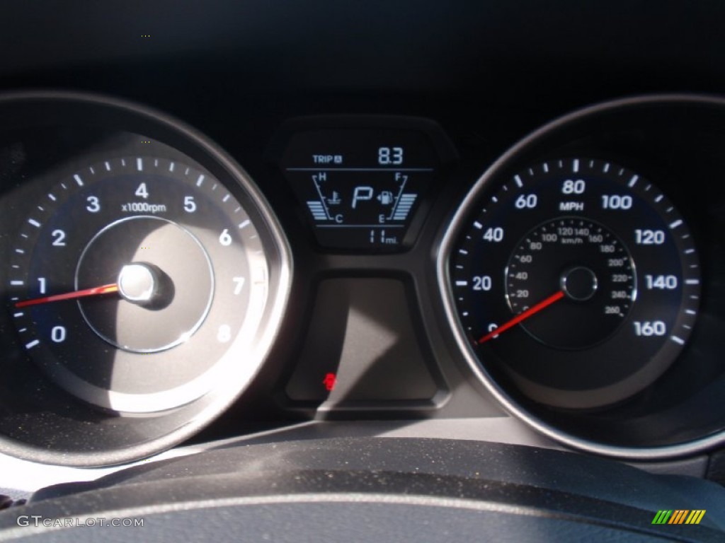 2014 Elantra Limited Sedan - Gray / Gray photo #32