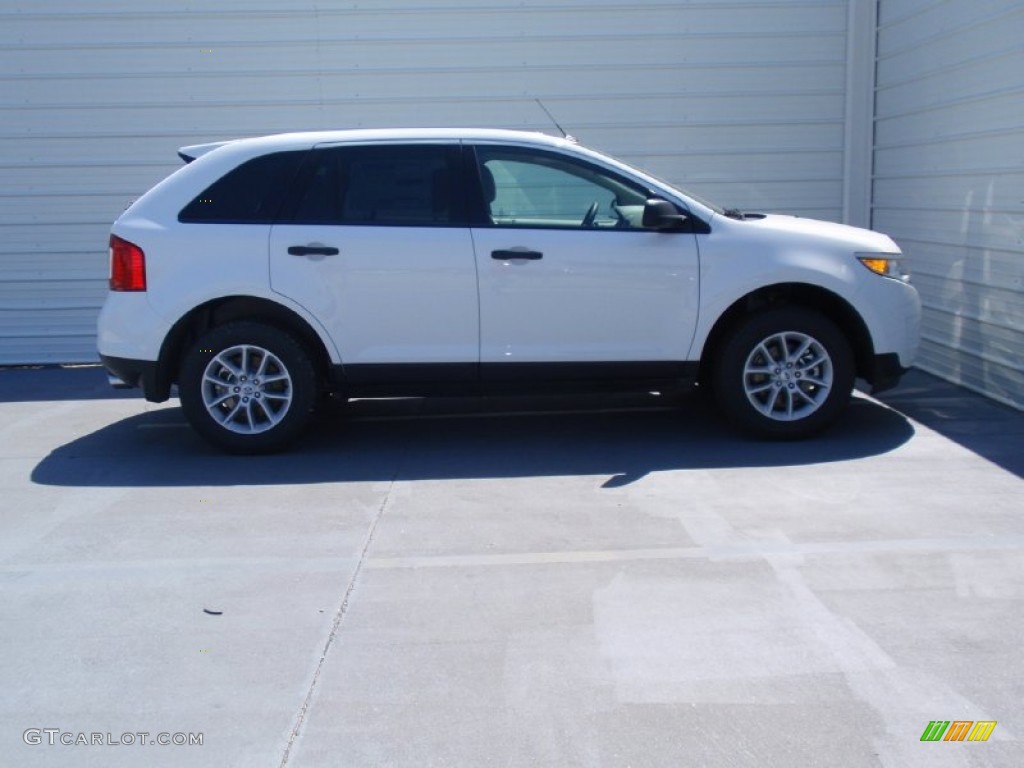 2014 Edge SE - Oxford White / Medium Light Stone photo #3