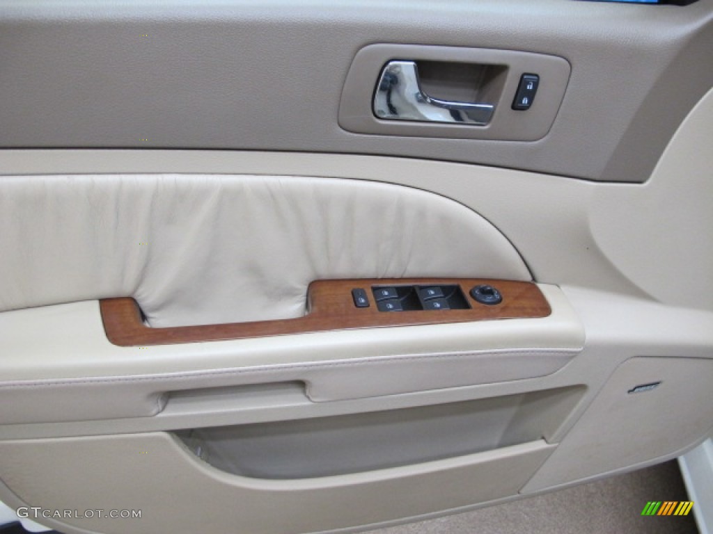 2005 STS 4 V8 AWD - White Diamond / Cashmere photo #40