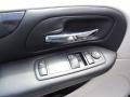 Stone White - Grand Caravan SE Photo No. 19