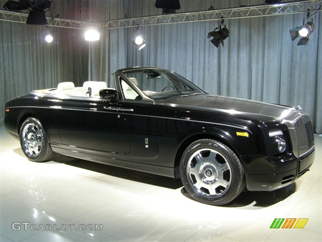 2008 Rolls-Royce Phantom Drophead Coupe,  Front Right 2008 Rolls-Royce Phantom Drophead Coupe Standard Phantom Drophead Coupe Model Parts