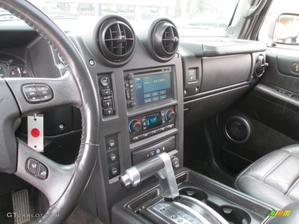 2005 Hummer H2 SUV Controls Photo #91858688