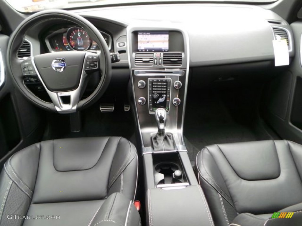 2015 Volvo XC60 T6 AWD R-Design R-Design Off Black Dashboard Photo #91876958