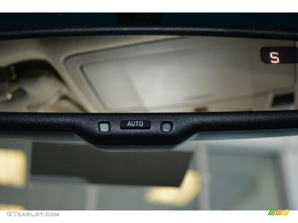 2014 Camry XLE V6 - Attitude Black Metallic / Ivory photo #19