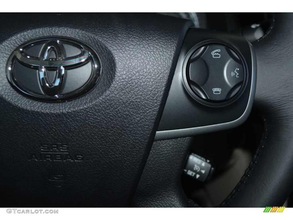 2014 Camry XLE V6 - Attitude Black Metallic / Ivory photo #22