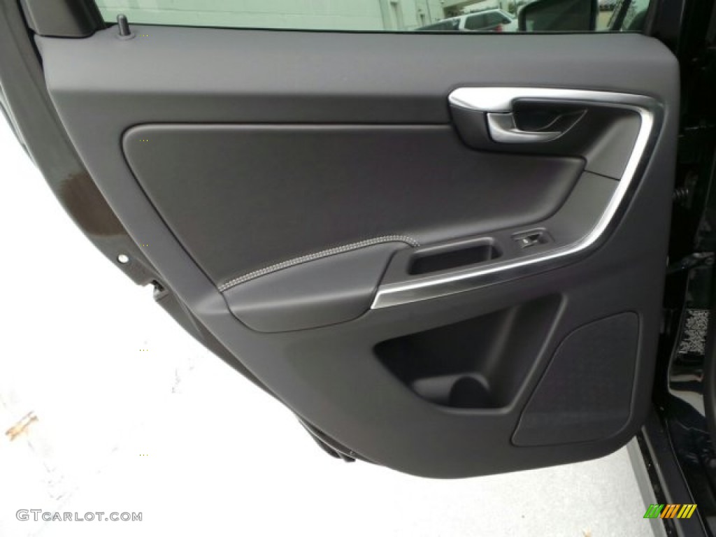 2015 Volvo XC60 T6 AWD R-Design R-Design Off Black Door Panel Photo #91878299