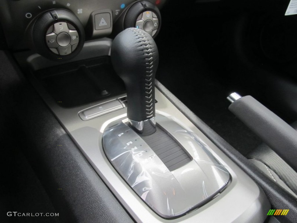2014 Chevrolet Camaro SS/RS Coupe Transmission Photos