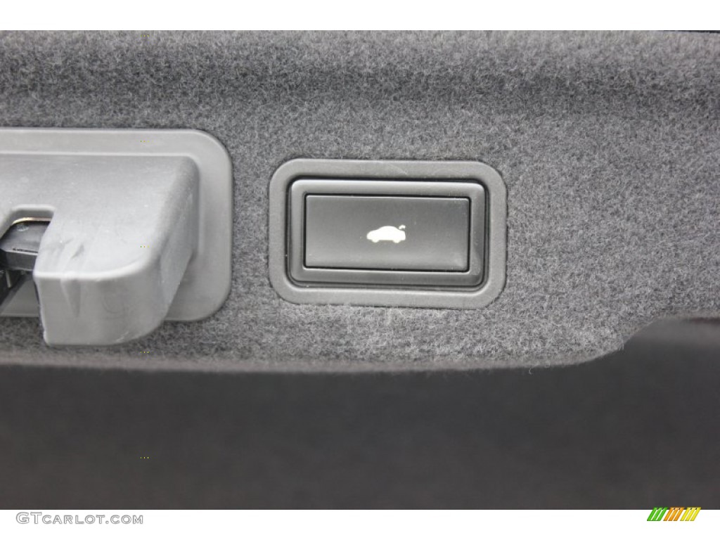 2013 A8 L 3.0T quattro - Quartz Gray Metallic / Black photo #48