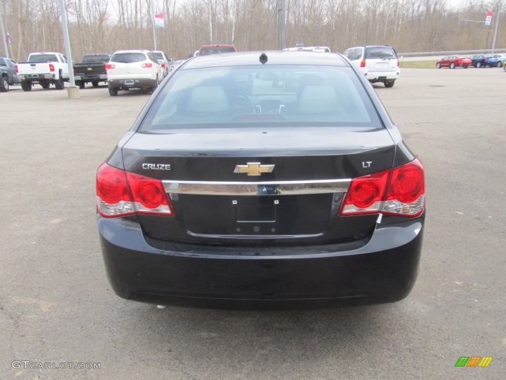 2014 Cruze LT - Black Granite Metallic / Medium Titanium photo #5