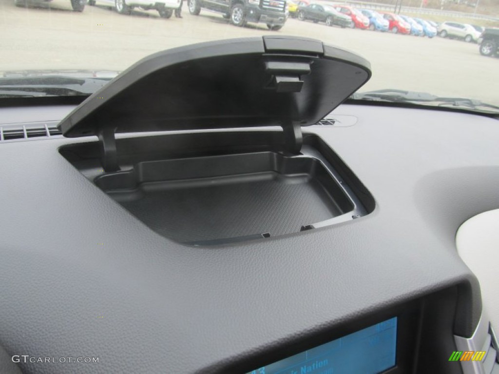 2014 Cruze LT - Black Granite Metallic / Medium Titanium photo #18