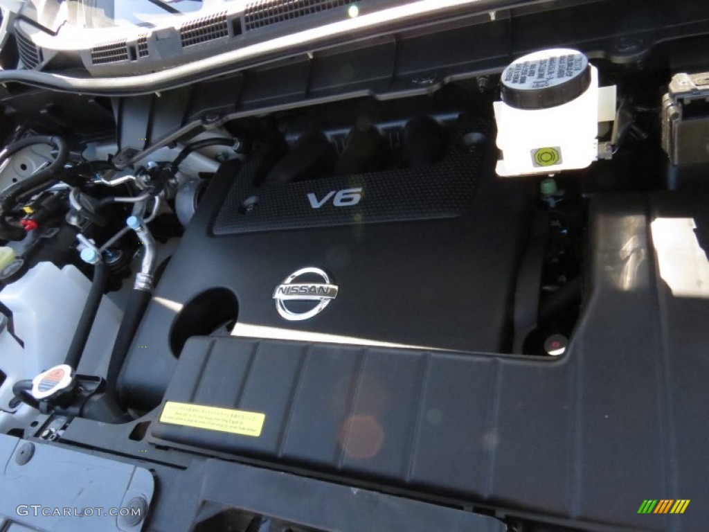 2014 Nissan Quest 3.5 SL Engine Photos