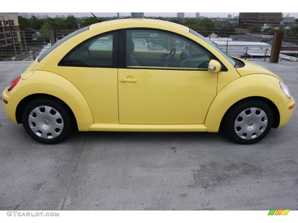 2010 New Beetle 2.5 Coupe - Sunflower Yellow / Black photo #9