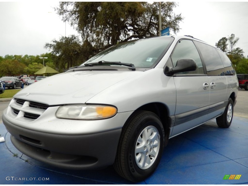 Bright Silver Metallic Dodge Grand Caravan