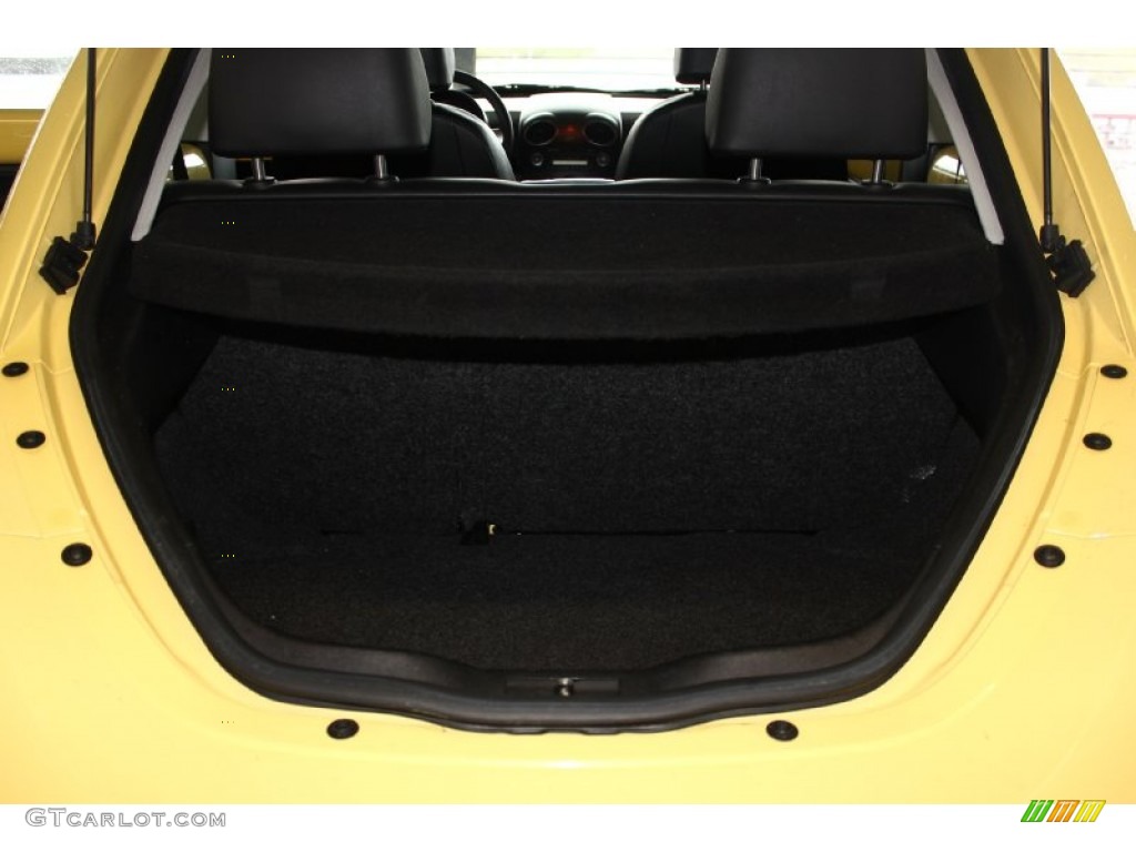 2010 New Beetle 2.5 Coupe - Sunflower Yellow / Black photo #24