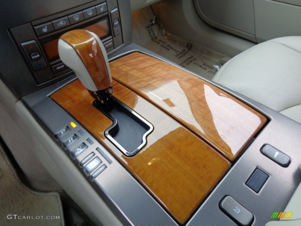 2005 Cadillac XLR Roadster Transmission Photos