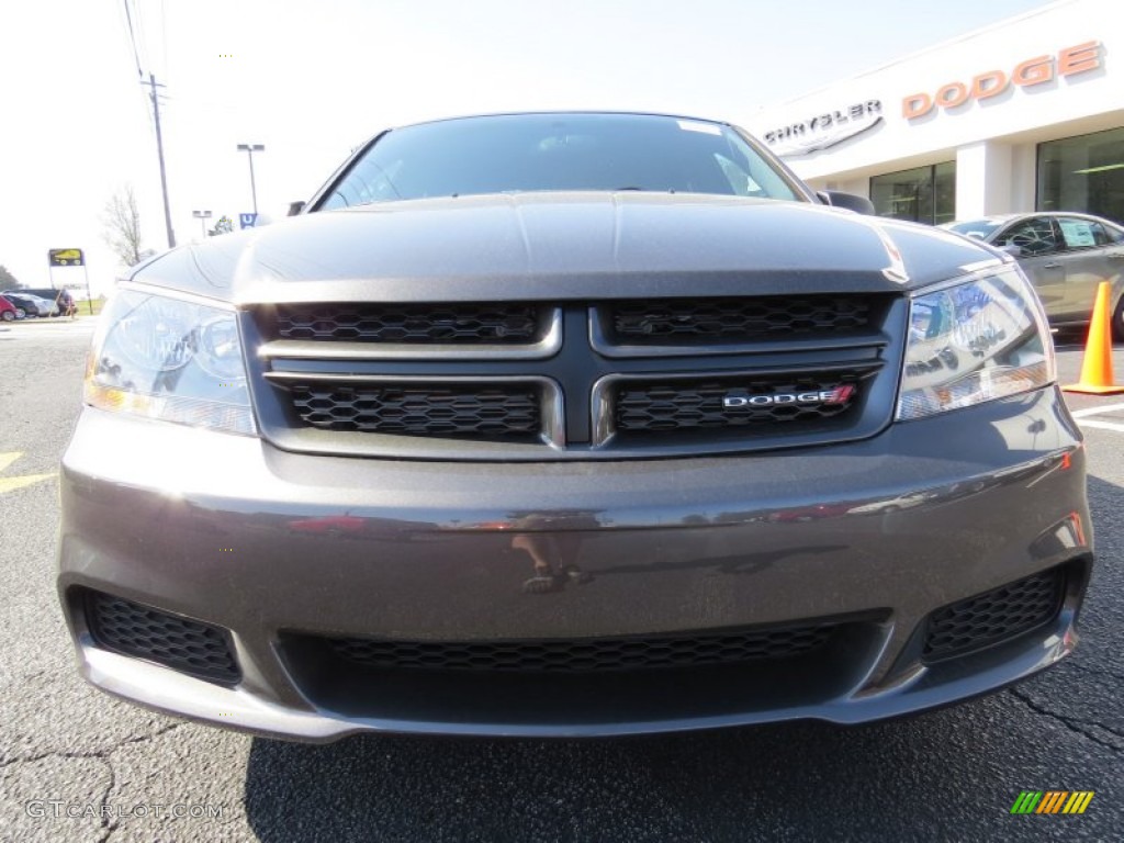 2014 Avenger SE - Granite Crystal Metallic / Black photo #2