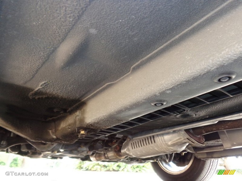 2000 Acura TL 3.2 Undercarriage Photo #91901278