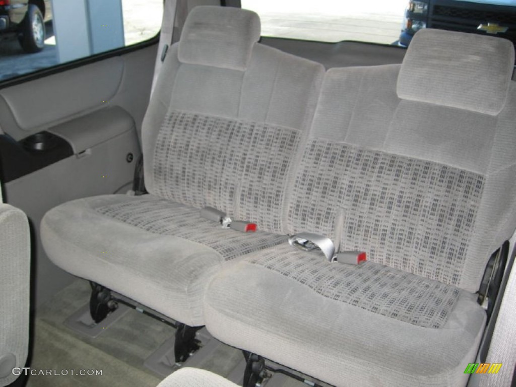 2003 Venture LT - Galaxy Silver Metallic / Medium Gray photo #17
