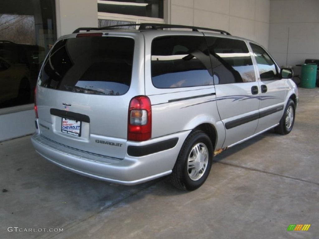 2003 Venture LT - Galaxy Silver Metallic / Medium Gray photo #20