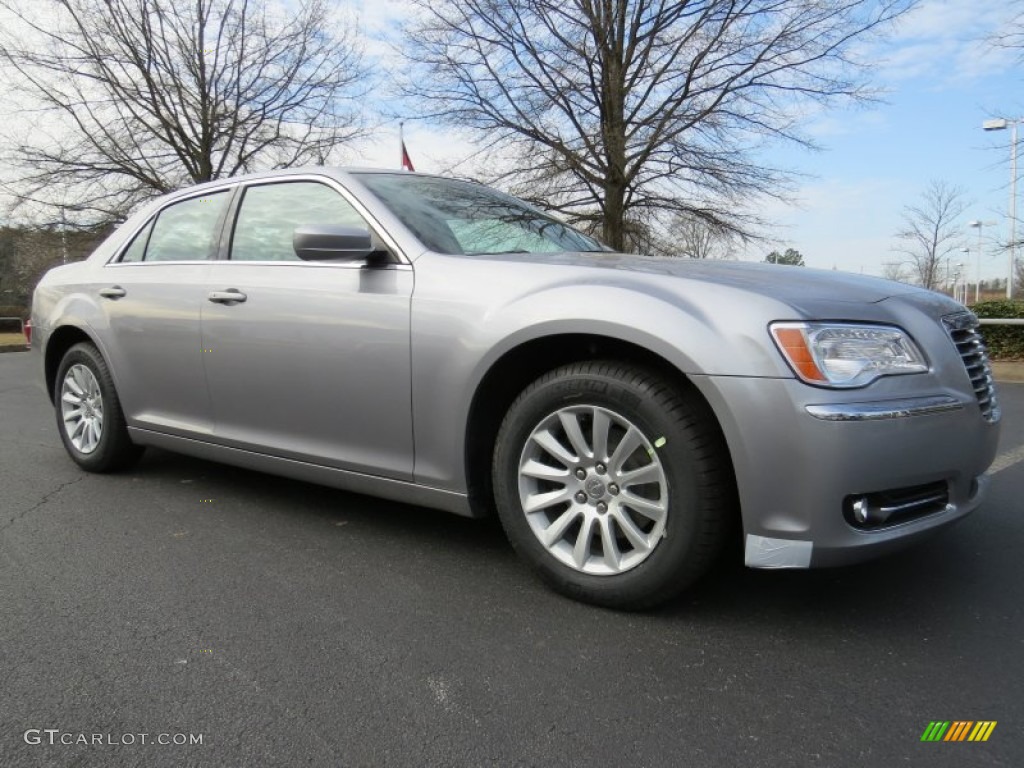 2014 Chrysler 300 Standard 300 Model Exterior Photos