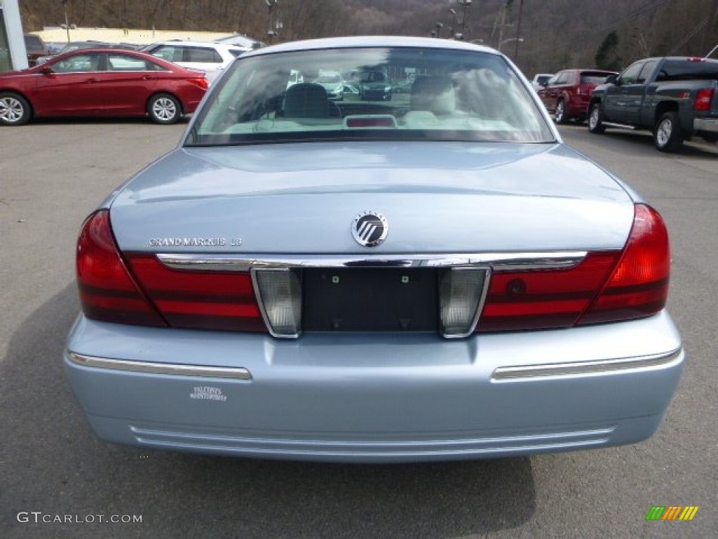 2004 Grand Marquis LS - Light Ice Blue Metallic / Light Flint photo #3