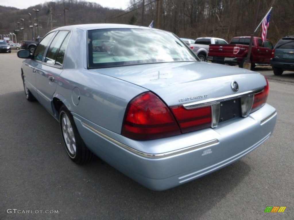 2004 Grand Marquis LS - Light Ice Blue Metallic / Light Flint photo #4