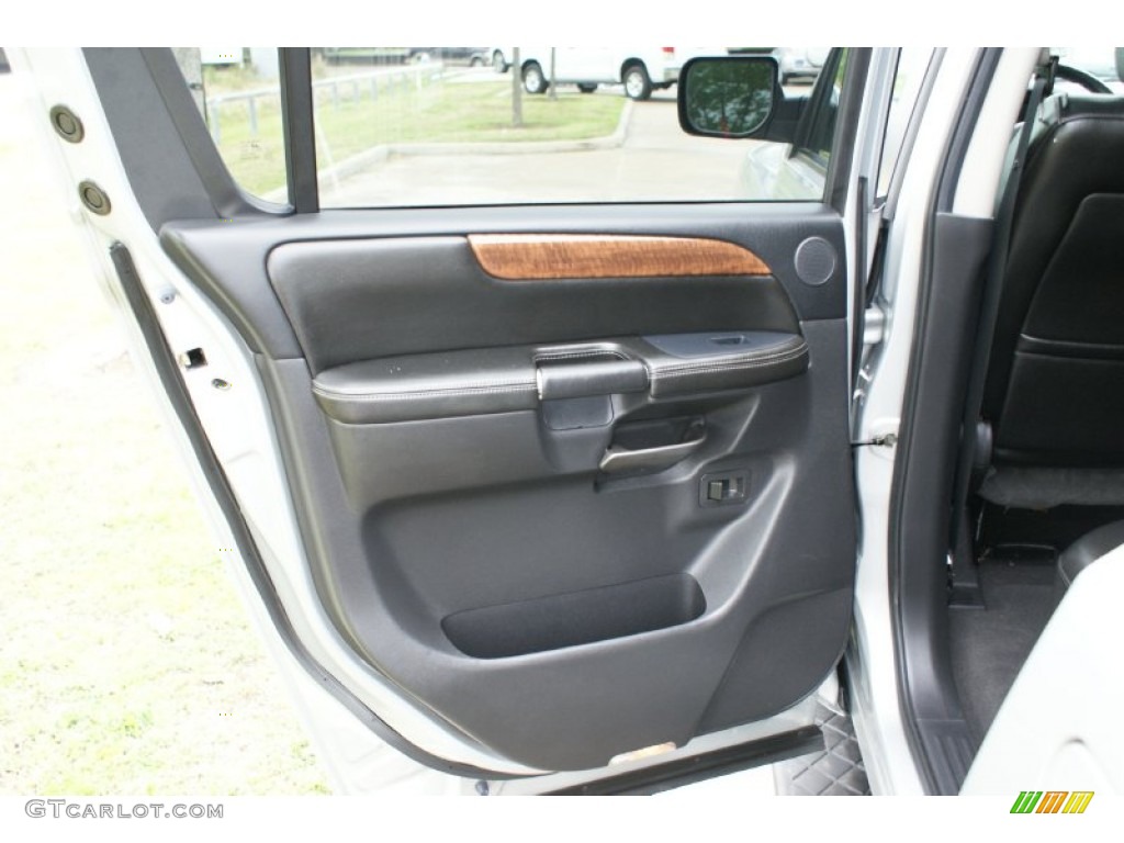 2011 Nissan Armada Platinum Charcoal Door Panel Photo #91909426