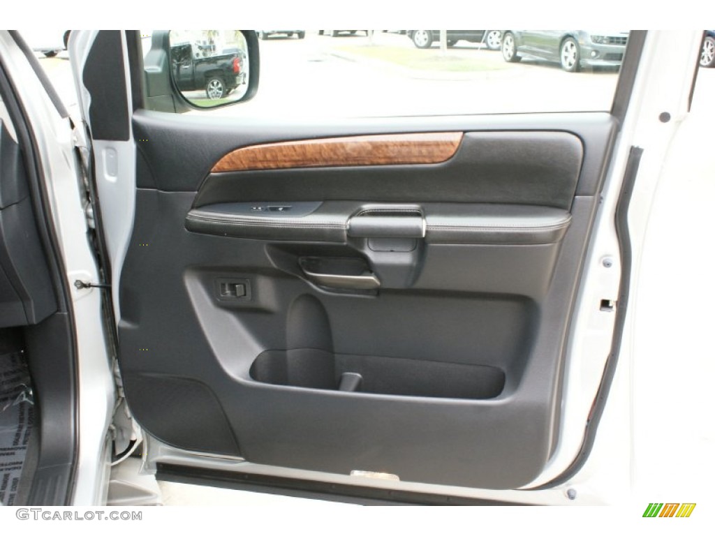 2011 Nissan Armada Platinum Door Panel Photos