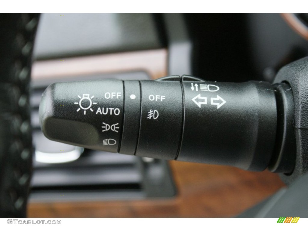 2011 Nissan Armada Platinum Controls Photo #91909890