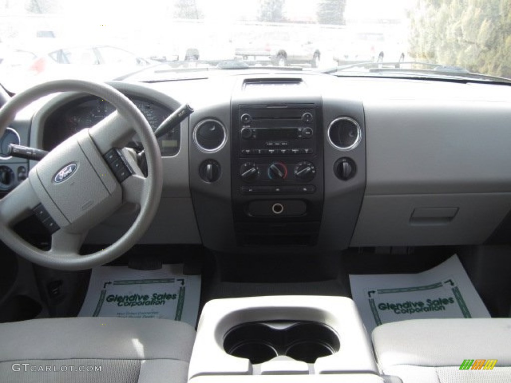 2006 F150 XLT SuperCrew 4x4 - Silver Metallic / Medium/Dark Flint photo #8