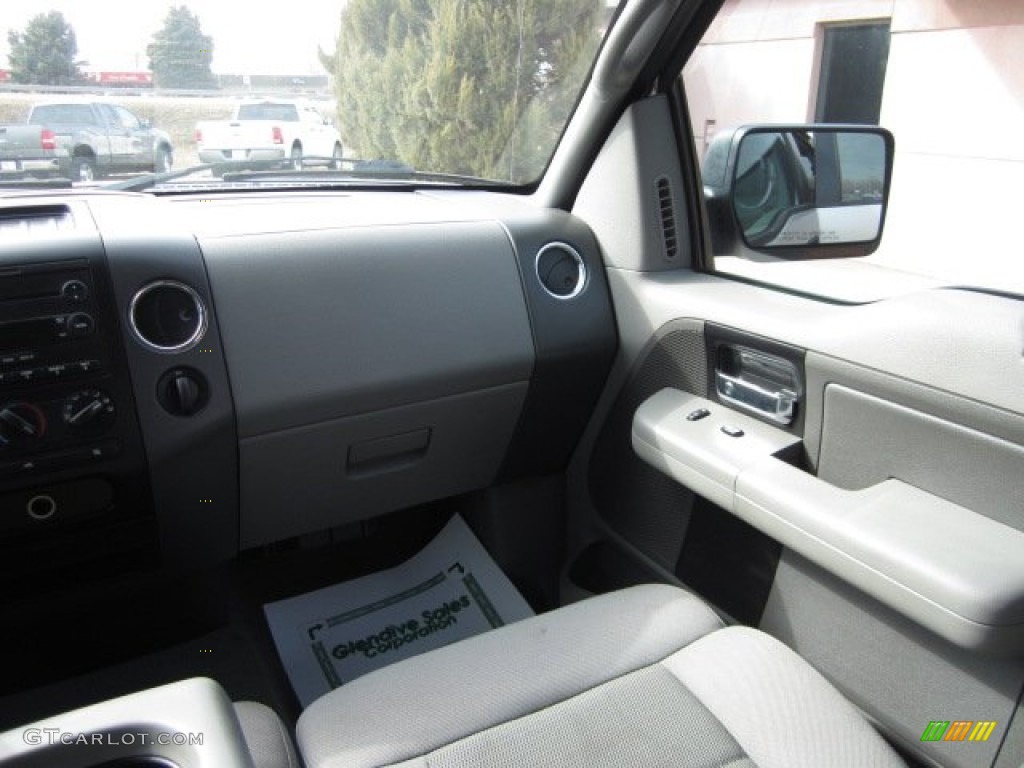 2006 F150 XLT SuperCrew 4x4 - Silver Metallic / Medium/Dark Flint photo #14
