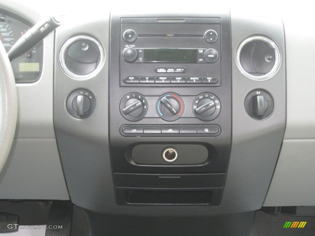 2006 F150 XLT SuperCrew 4x4 - Silver Metallic / Medium/Dark Flint photo #15