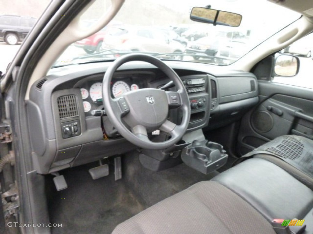 Dark Slate Gray Interior 2004 Dodge Ram 1500 ST Regular Cab Photo #91918165