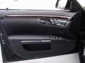 Black - S 550 Sedan Photo No. 37