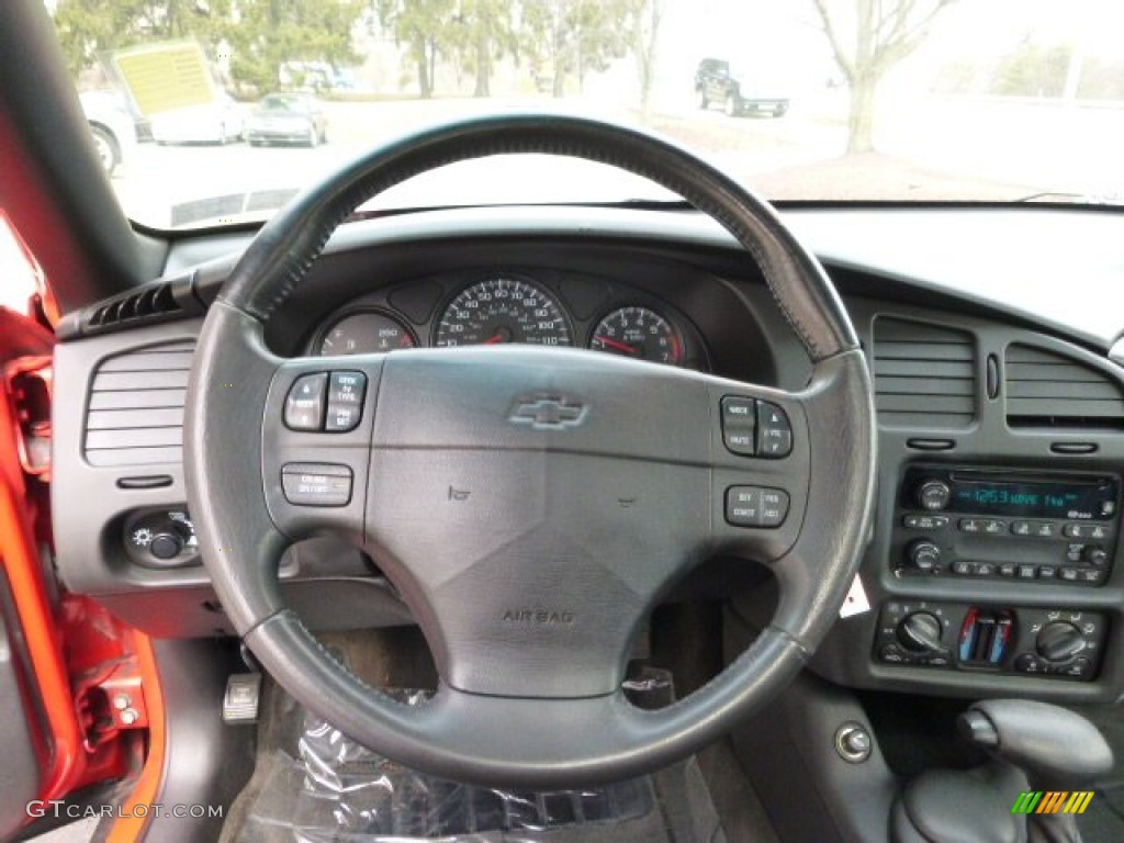 2001 Chevrolet Monte Carlo LS Ebony Black Steering Wheel Photo #91923589