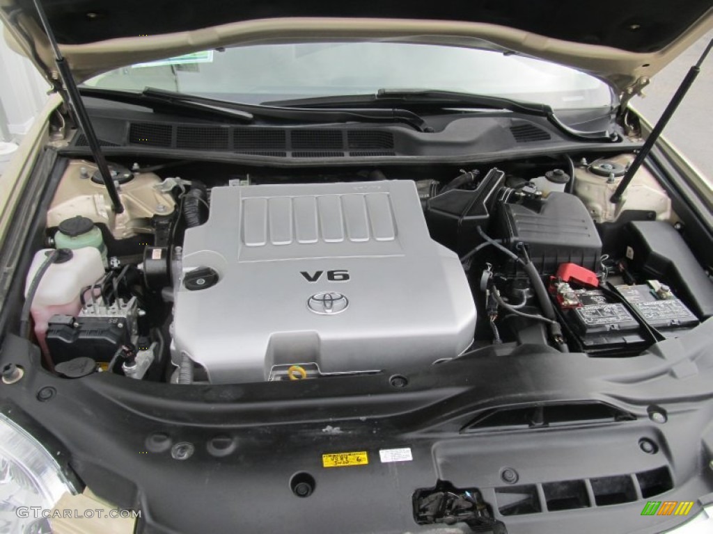 2010 Toyota Avalon XLS Engine Photos