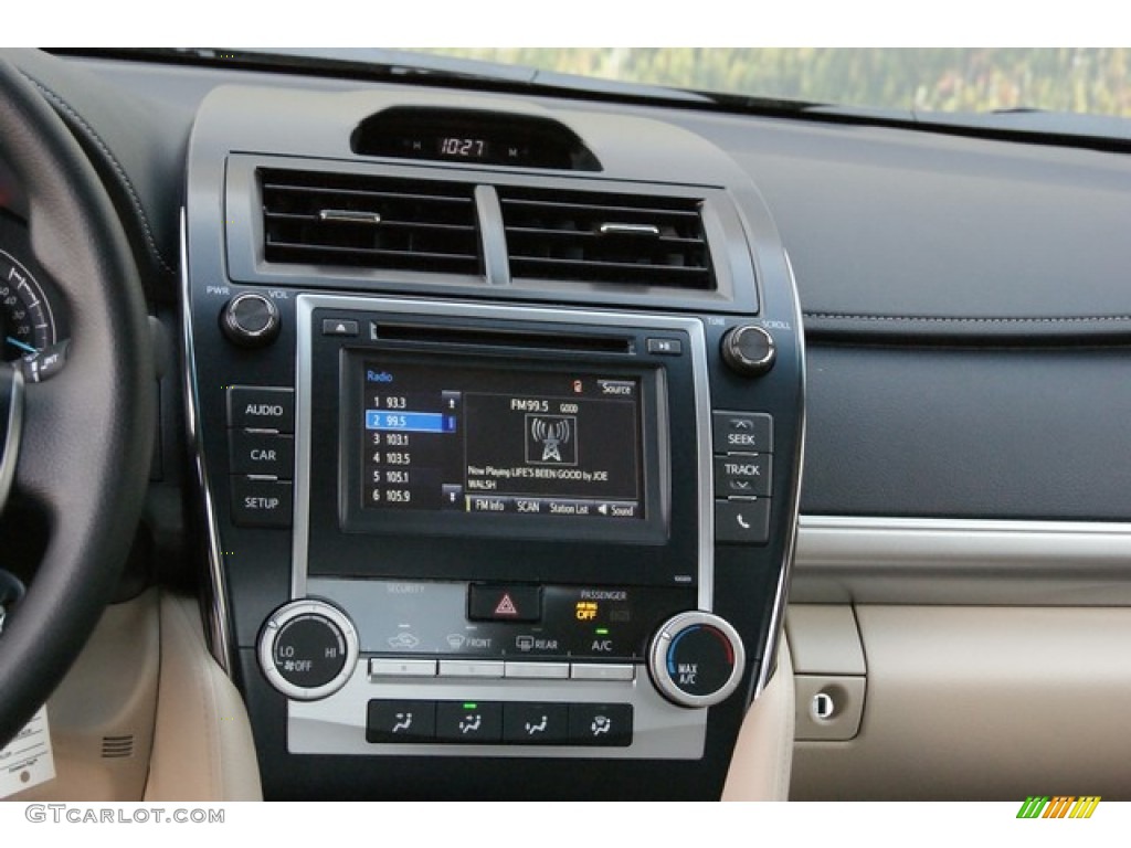 2014 Camry LE - Attitude Black Metallic / Ivory photo #6