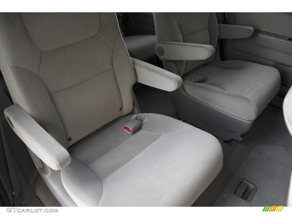2010 Odyssey LX - Alabaster Silver Metallic / Gray photo #20