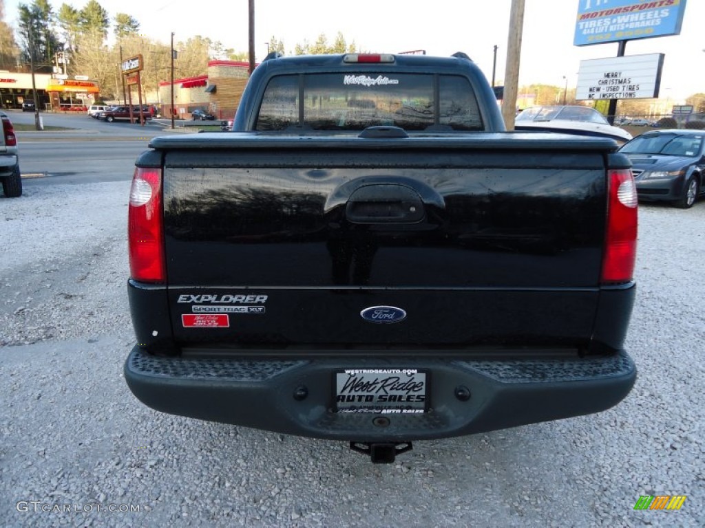 2005 Explorer Sport Trac XLT 4x4 - Black Clearcoat / Medium Dark Flint photo #4