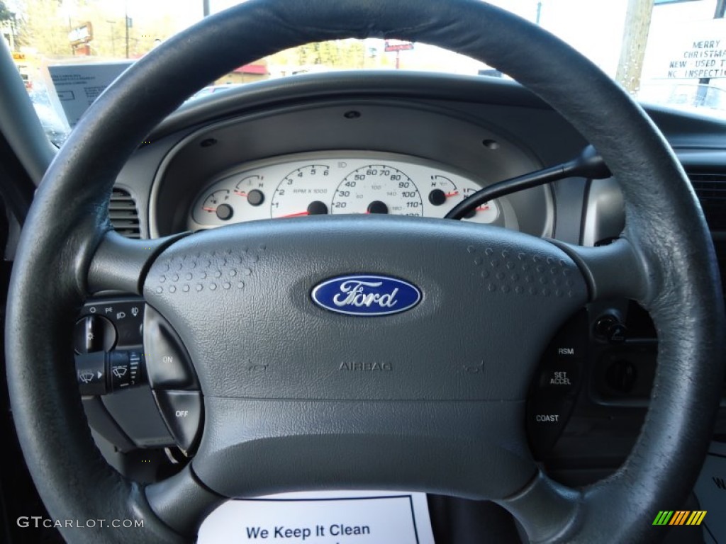 2005 Explorer Sport Trac XLT 4x4 - Black Clearcoat / Medium Dark Flint photo #11