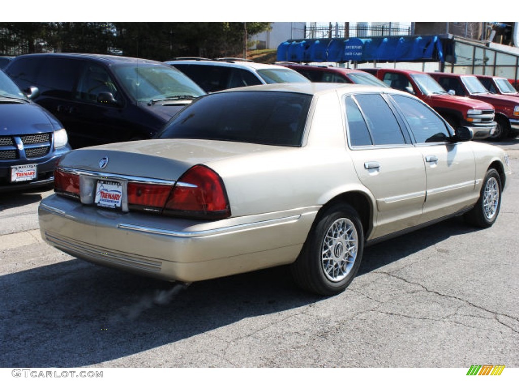 2000 Grand Marquis GS - Harvest Gold Metallic / Medium Parchment photo #3