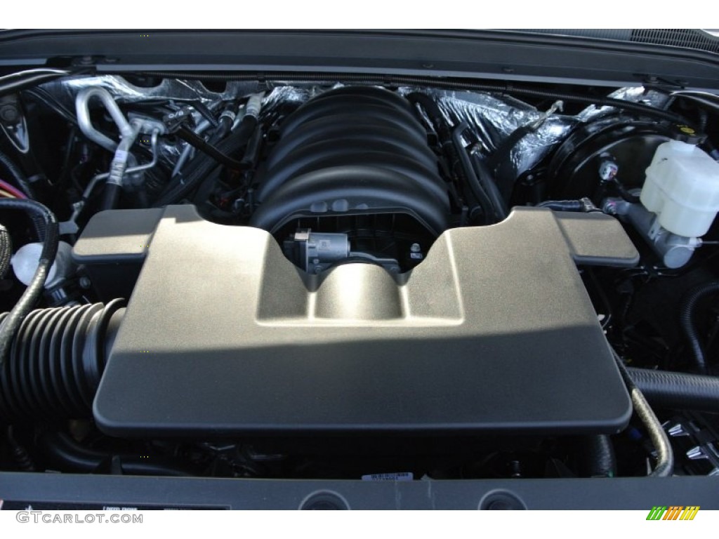 2015 Chevrolet Suburban LTZ 4WD Engine Photos